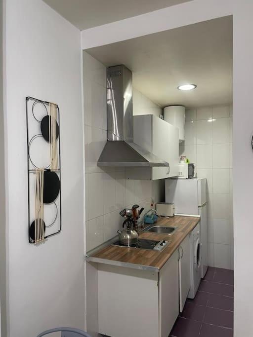Plaza Rio B Apartment Madrid Exterior photo