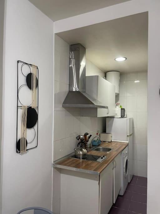 Plaza Rio B Apartment Madrid Exterior photo